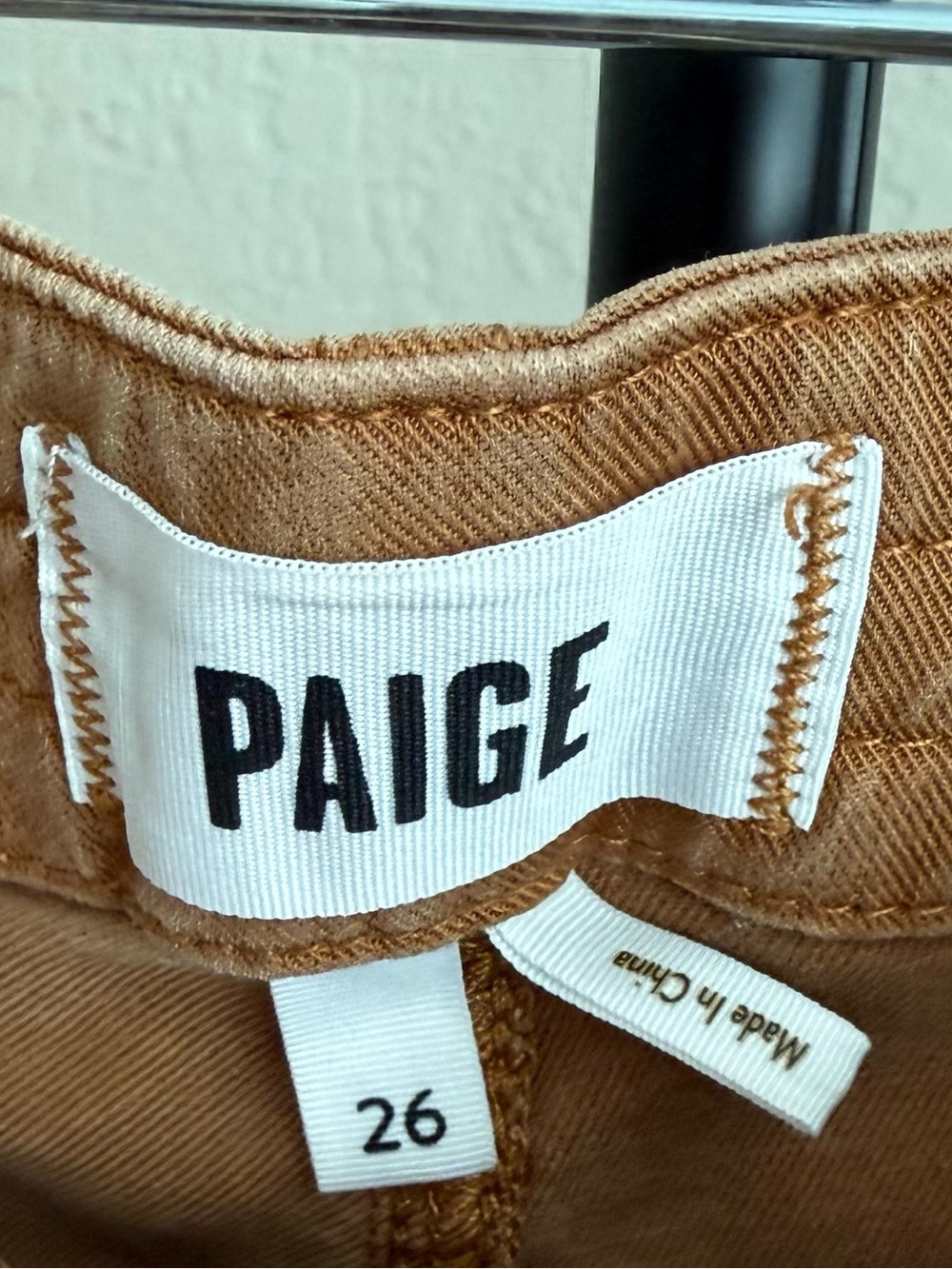 PAIGE Reid Jogger Camel Brown Tencel Utility Pants Size 26 $249 - Picture 4 of 16